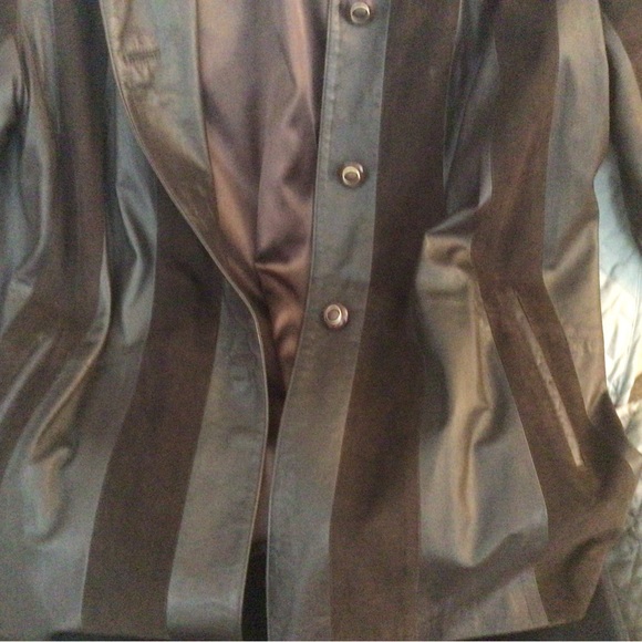 Bugatti light weight lamb leather and Suede jacket - Picture 2 of 4